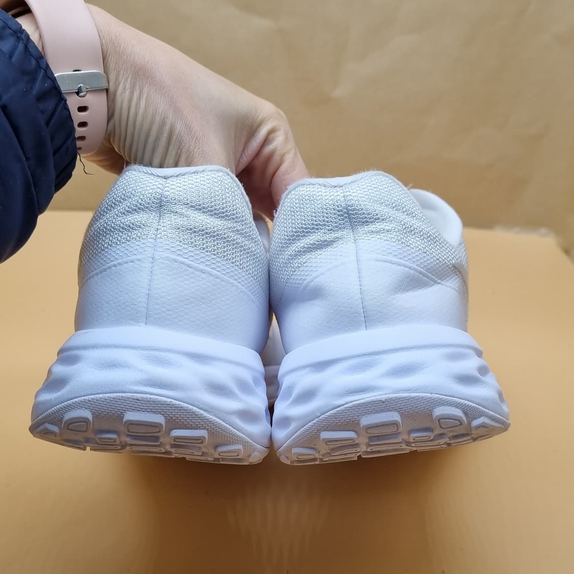 나이키 레볼루션6 남성운동화275  상품이미지4