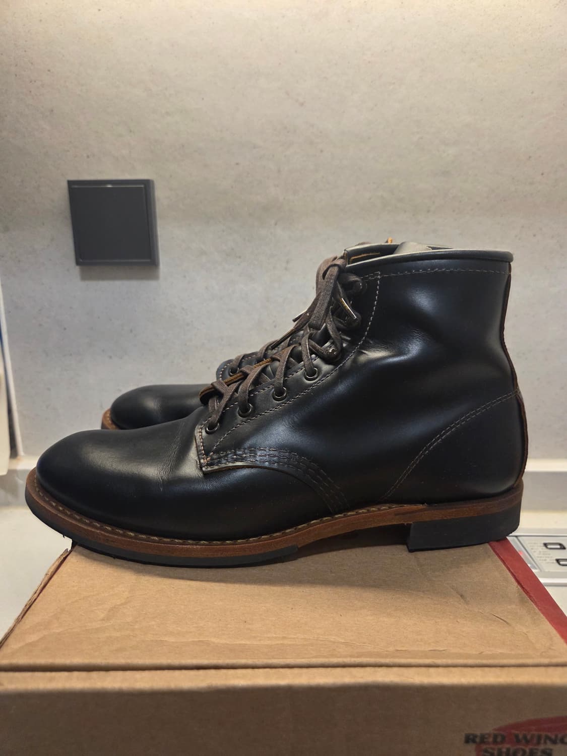 레드윙 9060 벡맨 플랫박스 8.5 상품이미지2