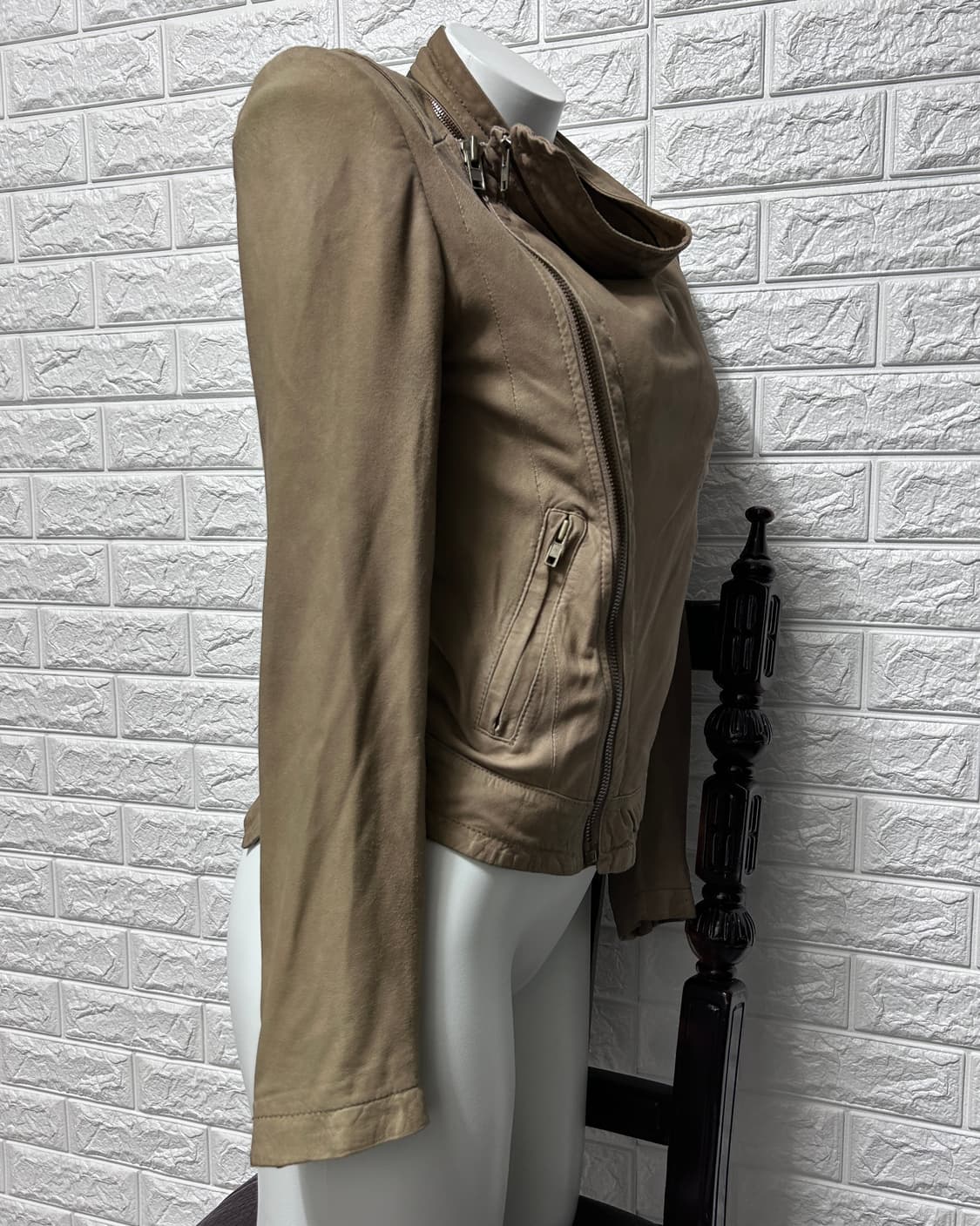 시스템 비대칭 드레이프 넥 스웨이드 자켓 상품이미지5