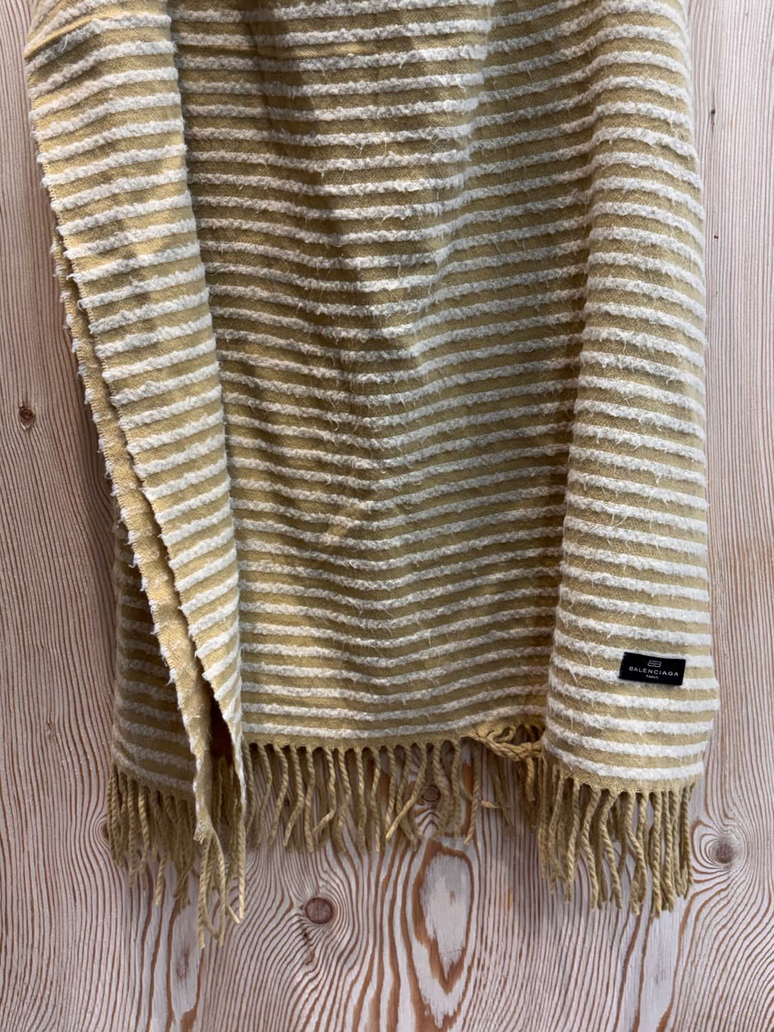 발렌시아가 스트라이프 머플러 상품이미지3