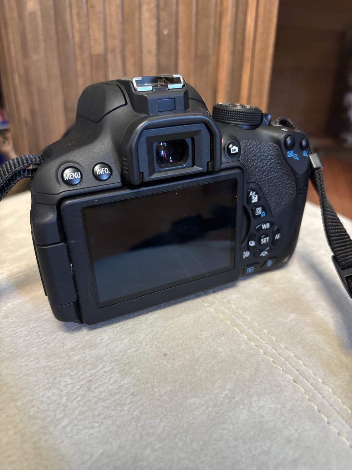캐논 EOS 700d DSLR 18-55 번들킷 상품이미지3