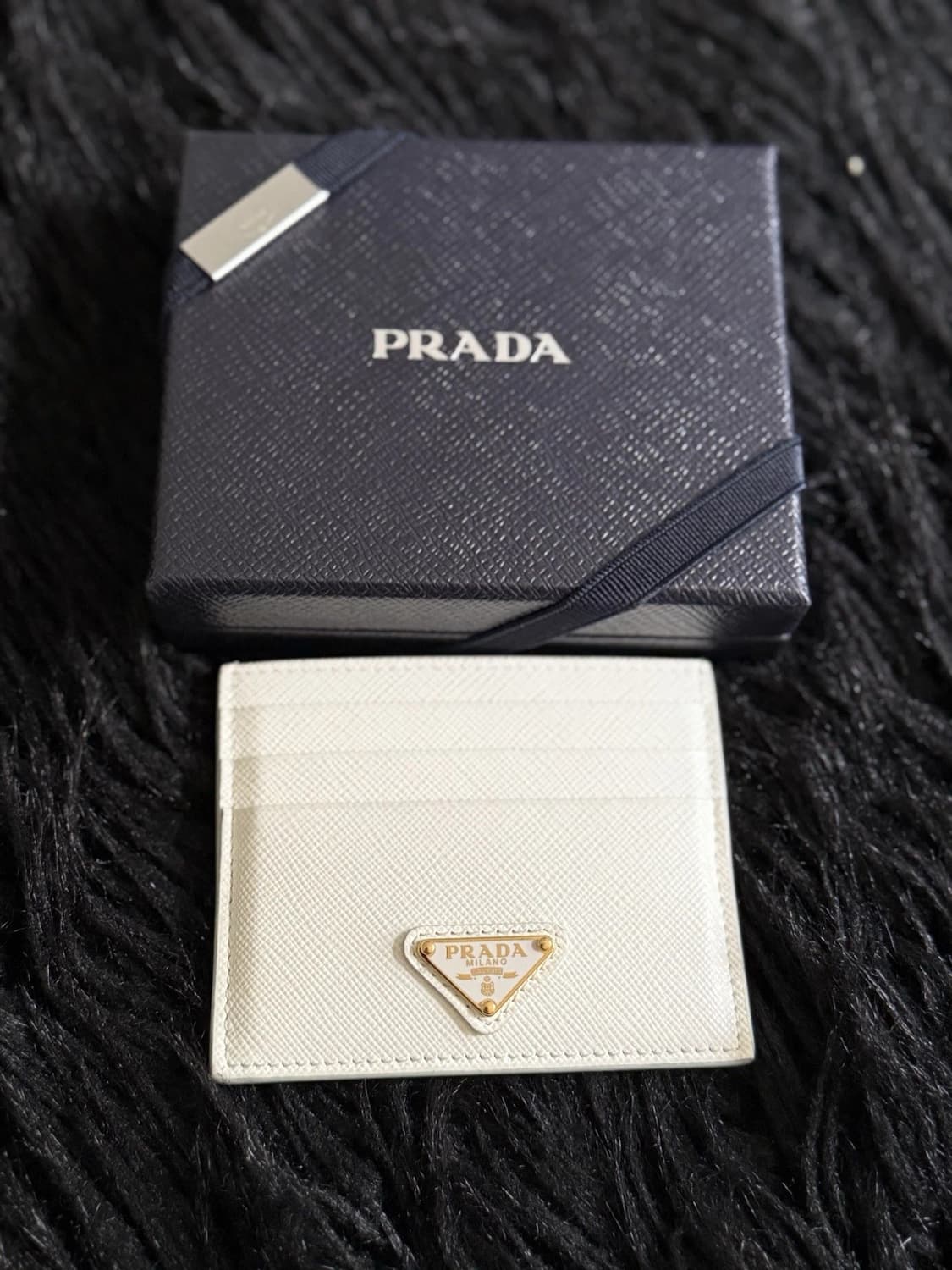 프라다 지갑 PRADA Saffiano Leather CardHolder 상품이미지1