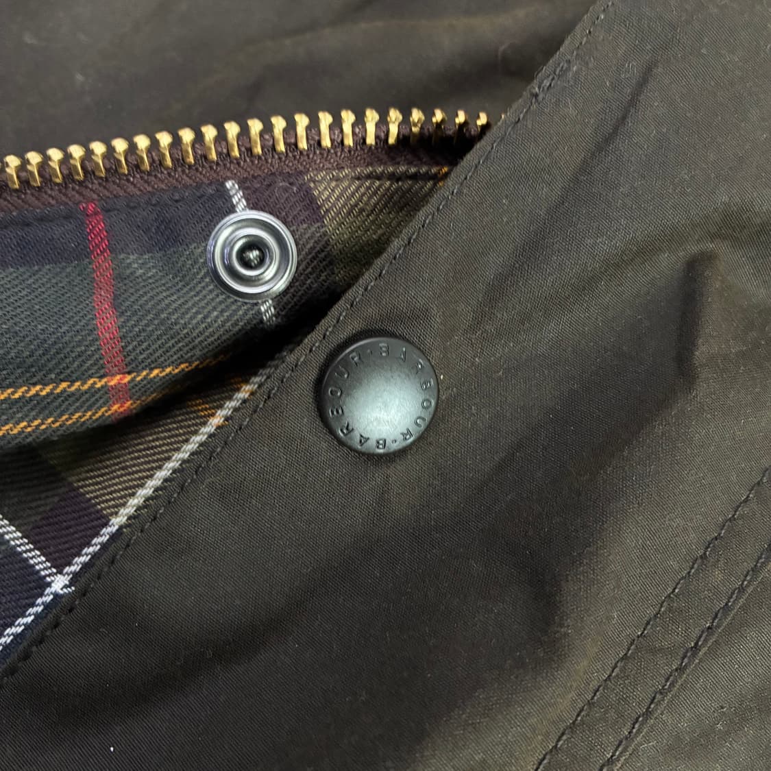 Barbour 바버 카키 코듀로이 카라 클래식 뷰포트 자켓 상품이미지5