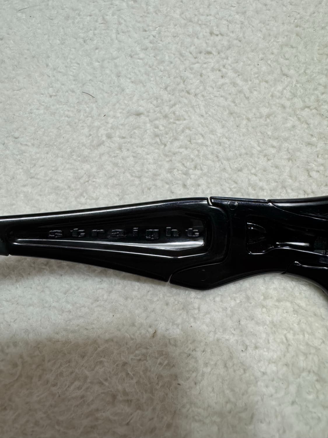 새상품 오클리 x 새티스파이 스트레이트 자켓 폴리쉬드 블랙 상품이미지4