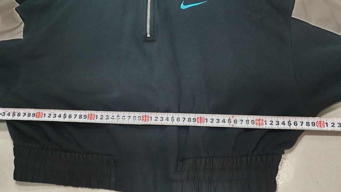 나이키 블랙/화이트 크롭 후드티xl 상품이미지5