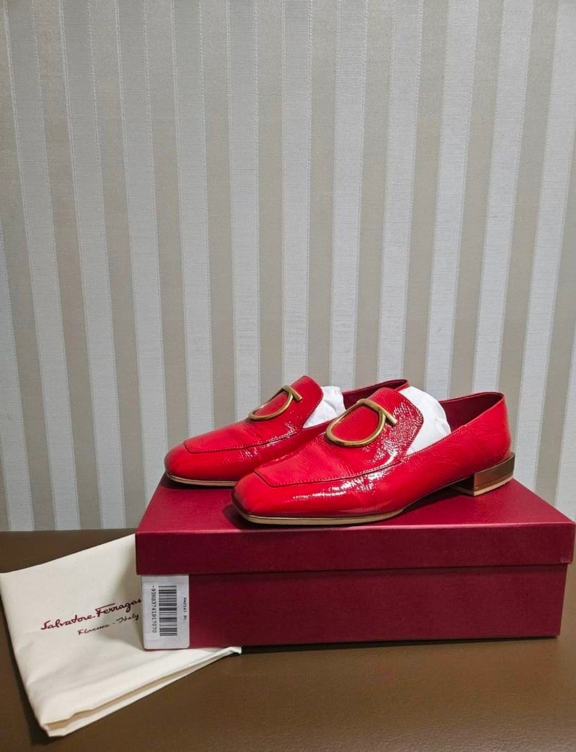 페라가모 LANA 여성화245 상품이미지3