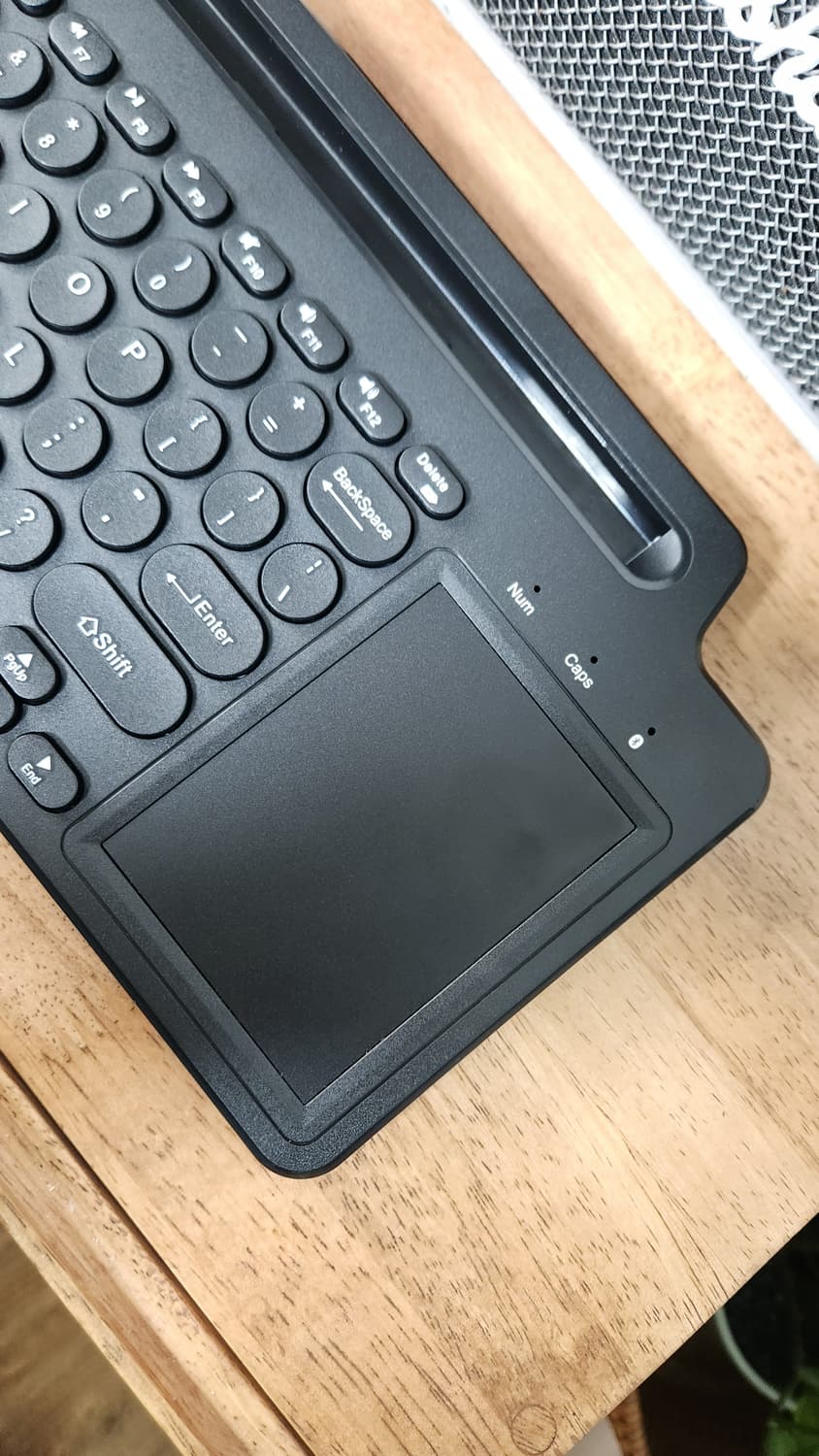 # 블루투스 무선 키보드, 터치패드 포함, 저소음 초박형키보드 급처 상품이미지4