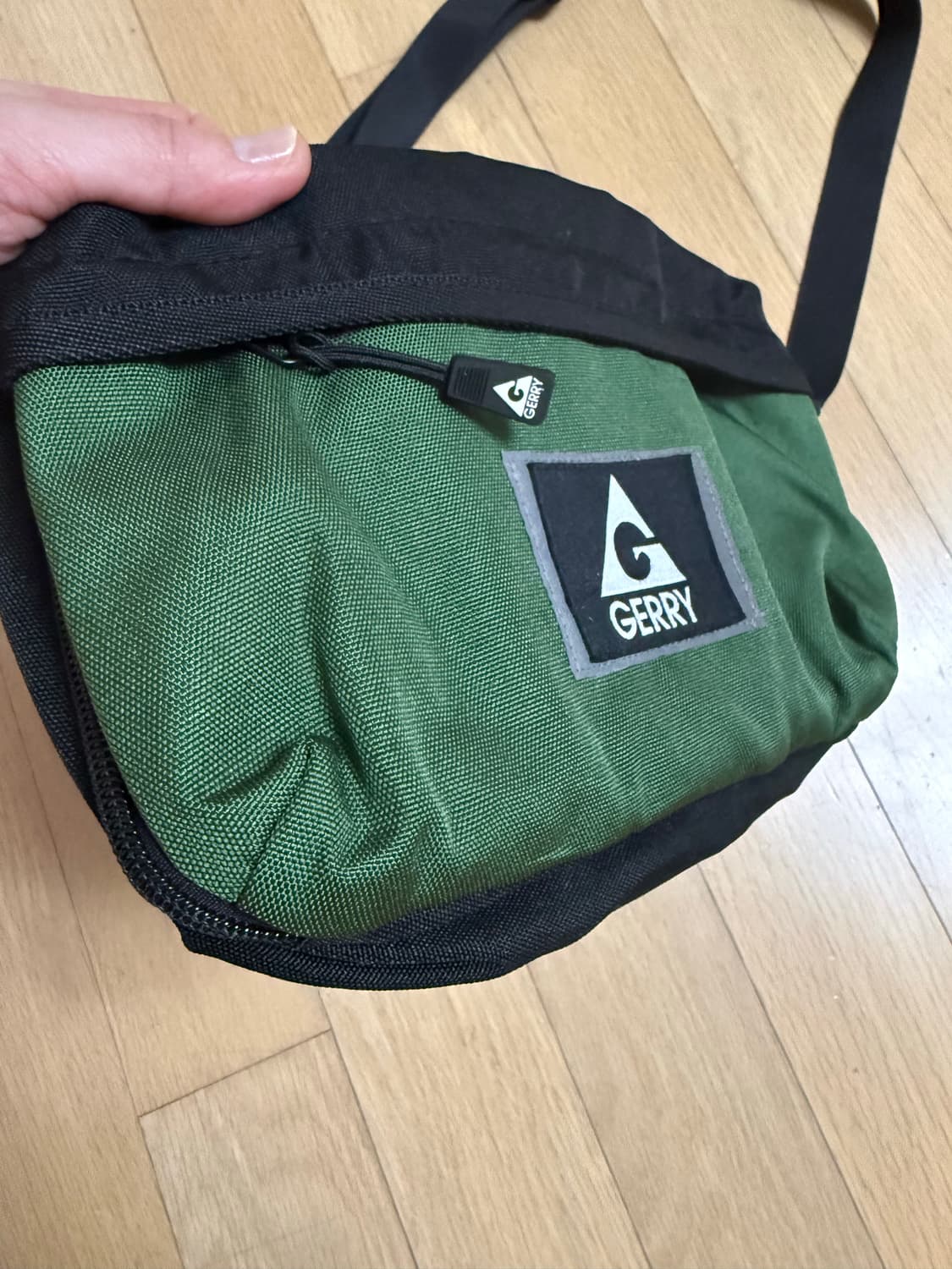 Gerry 크로스백 상품이미지2