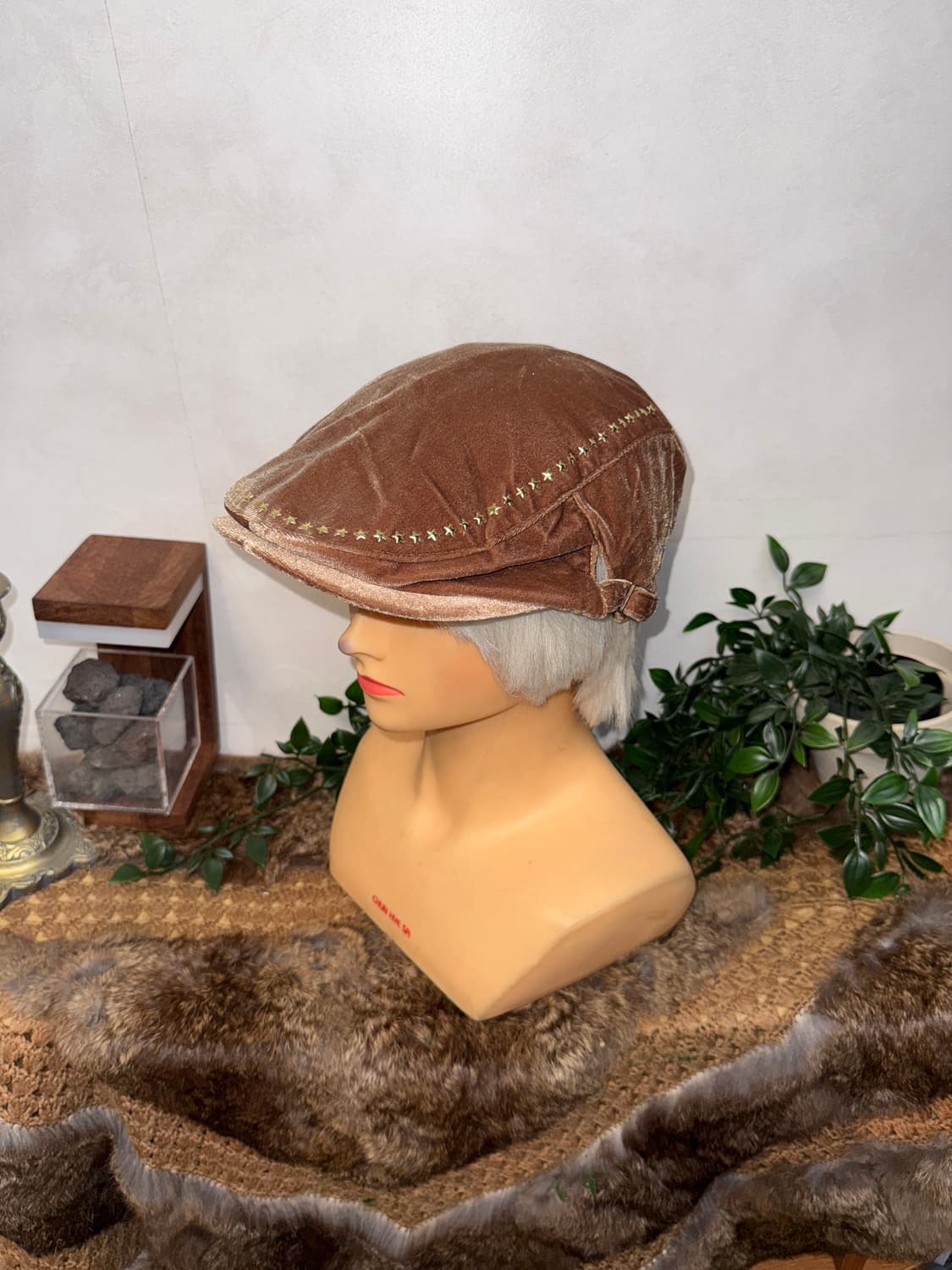 Brown velvet star stud hunting cap 상품이미지1