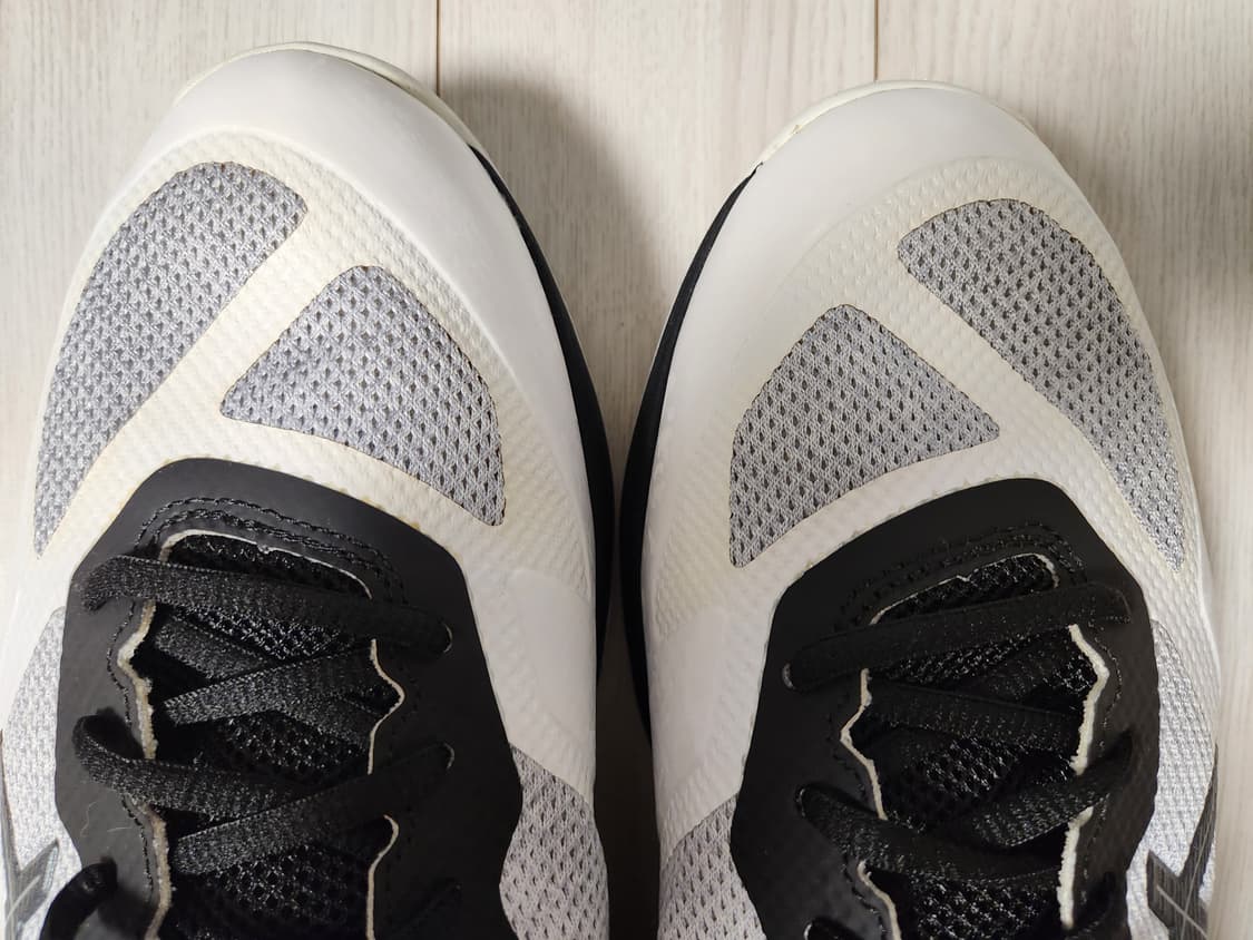 아식스 배구화 NETBURNER BALLISTIC FF사이즈285

새상 상품이미지5