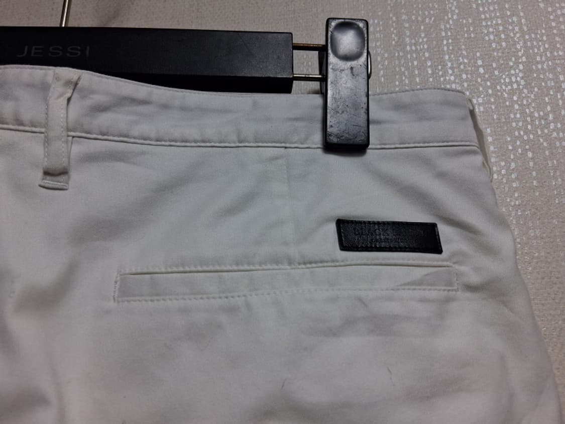 BLACK LABEL CRESTBRIDGE  남성 화이트 면팬츠 슬랙스  상품이미지5
