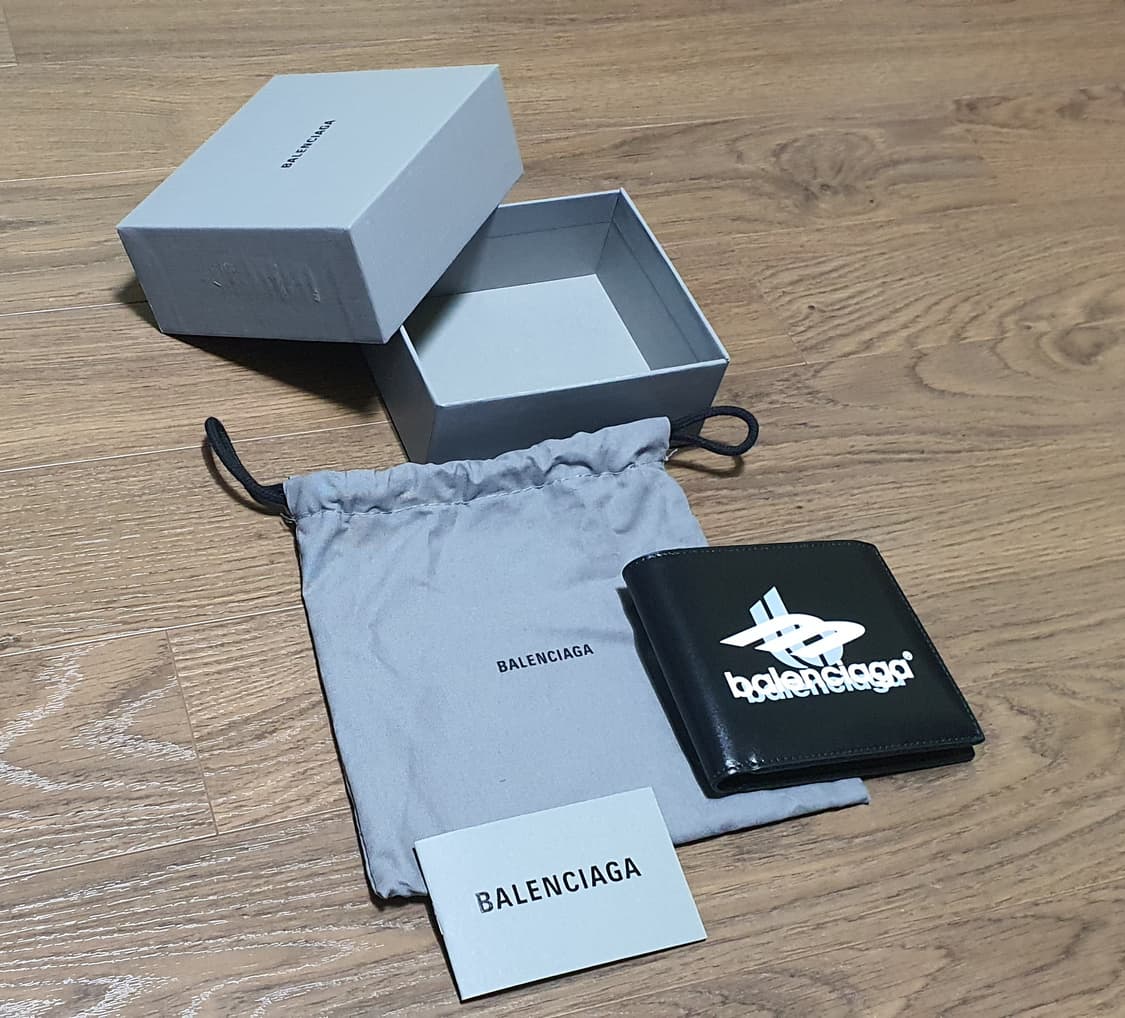 발렌시아가 레이어드 로고 반지갑 상품이미지7