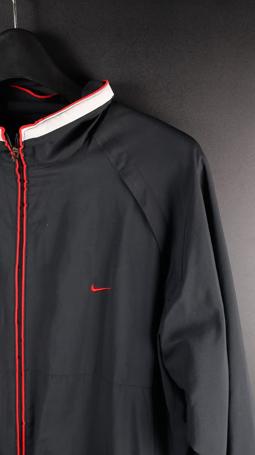 나이키 검빨 드라이핏 바람막이 상품이미지4