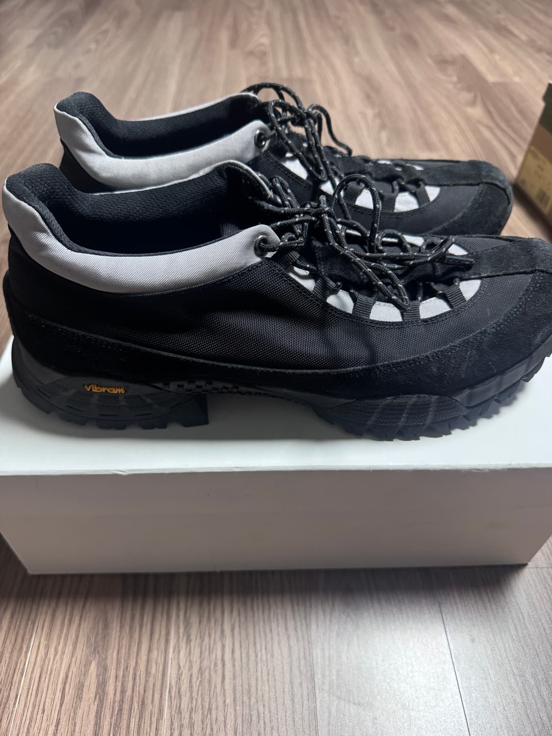 Vibram 신발 상품이미지1