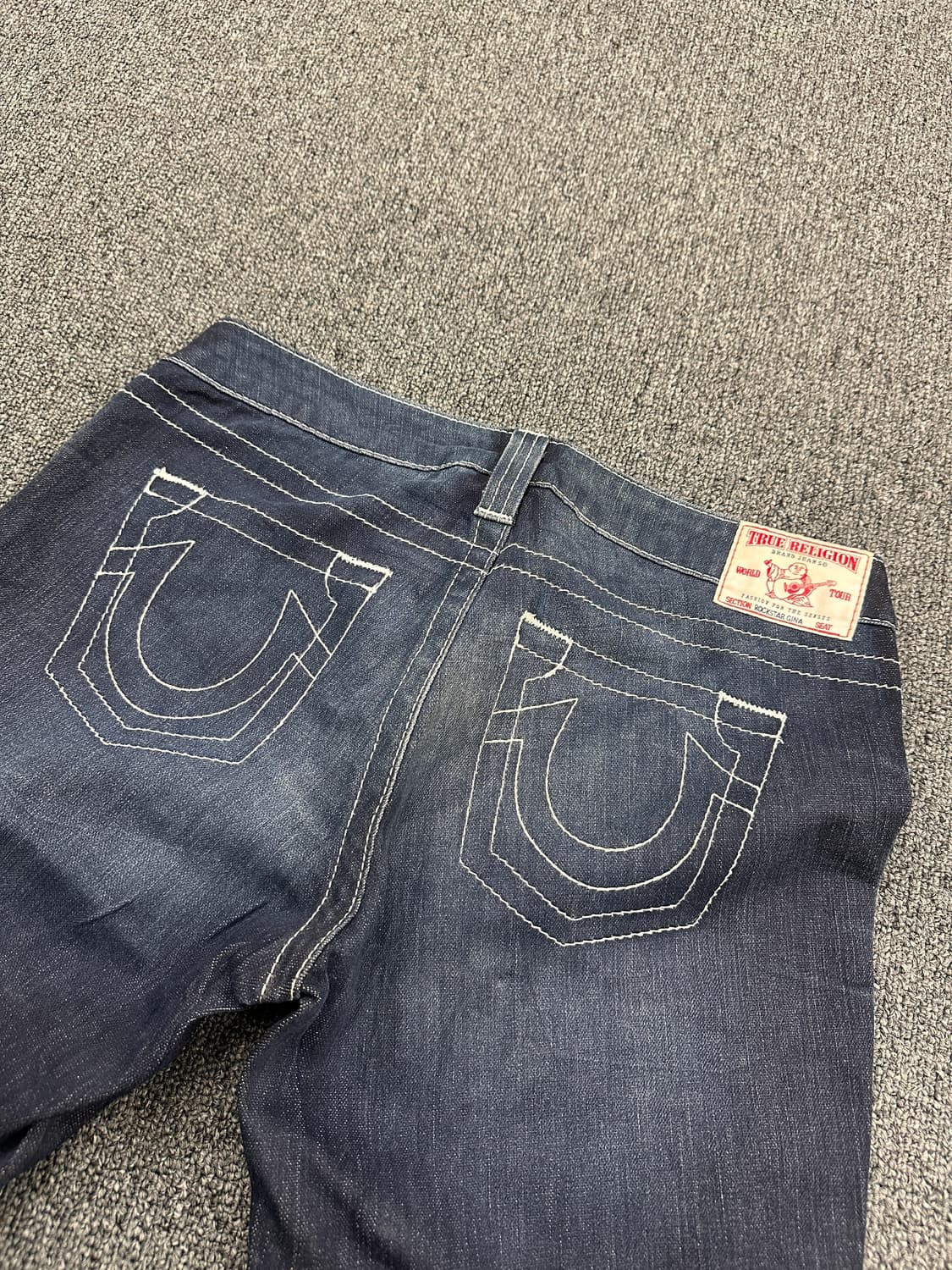 28) 트루 릴리젼 여성 부츠컷 데님팬츠 상품이미지3