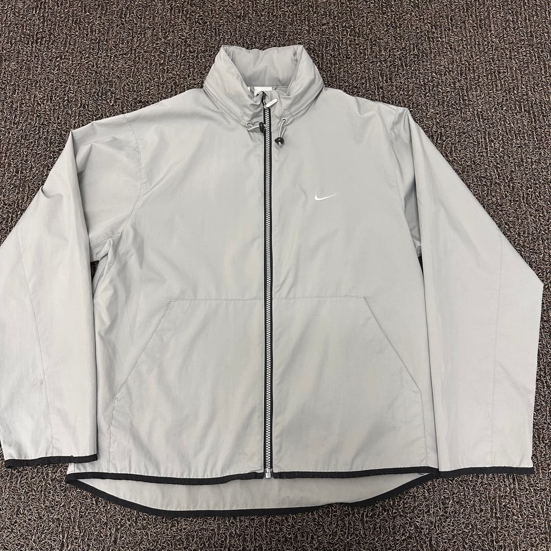 NIKE 나이키 여성 바람막이 자켓 그레이 95(M) 상품이미지1