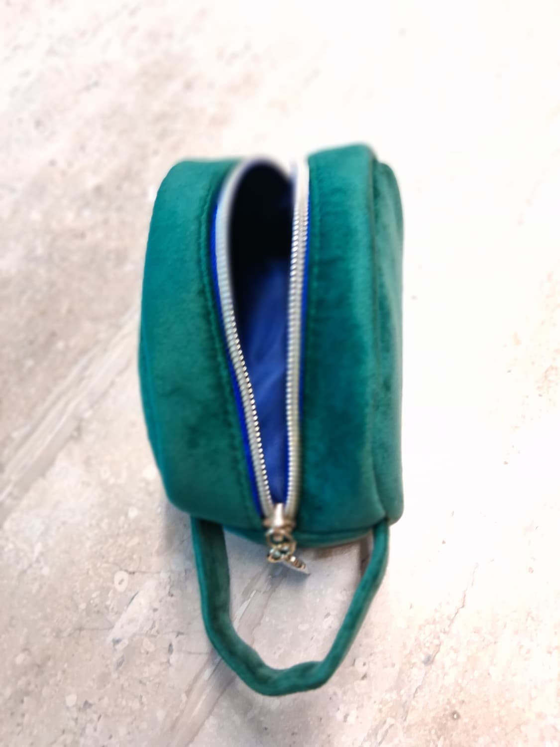 라메르 LA MER 그린 벨벳 손잡이 미니 파우치 (새제품) 상품이미지9