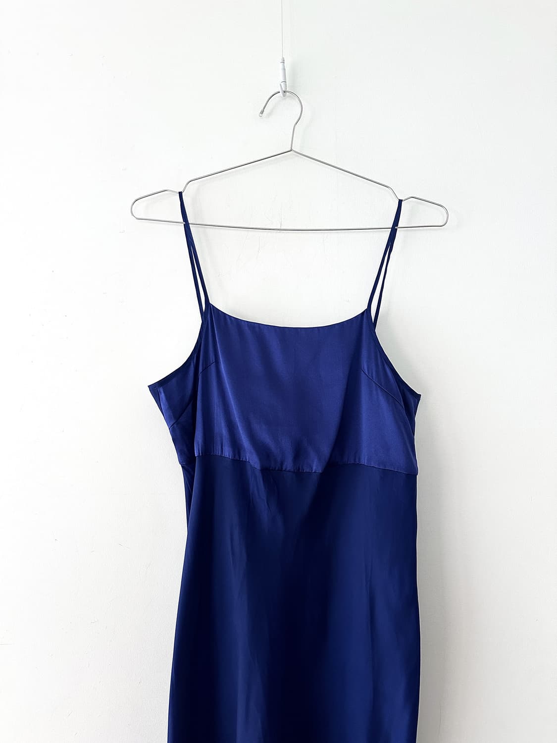 Glossy slip sleeveless / blue 상품이미지2