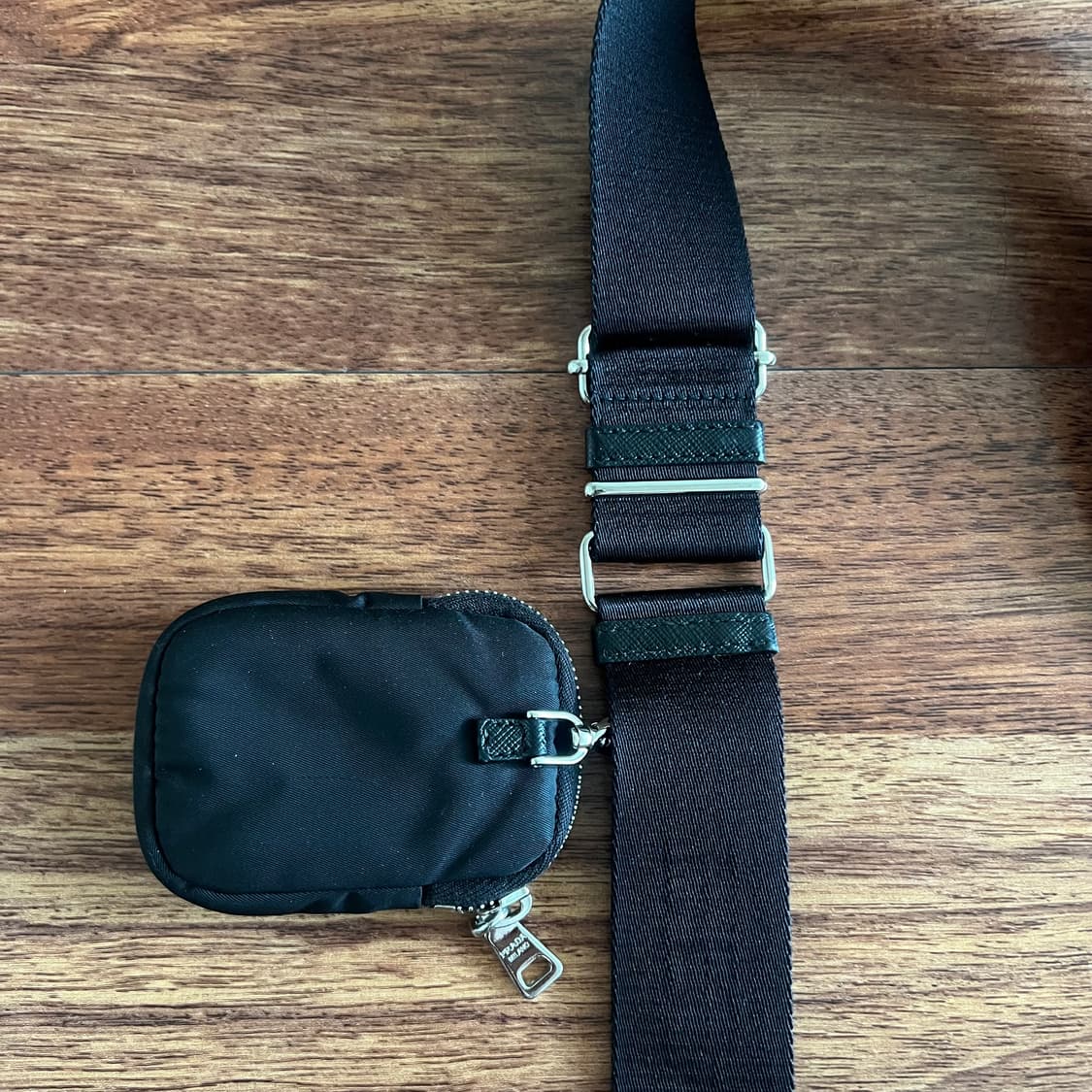 프라다 리나일론 테수토 호보백 상품이미지4