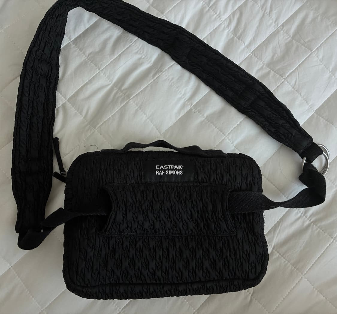 라프시몬스 이스트팩 패디드 루프 웨이스트백 상품이미지2
