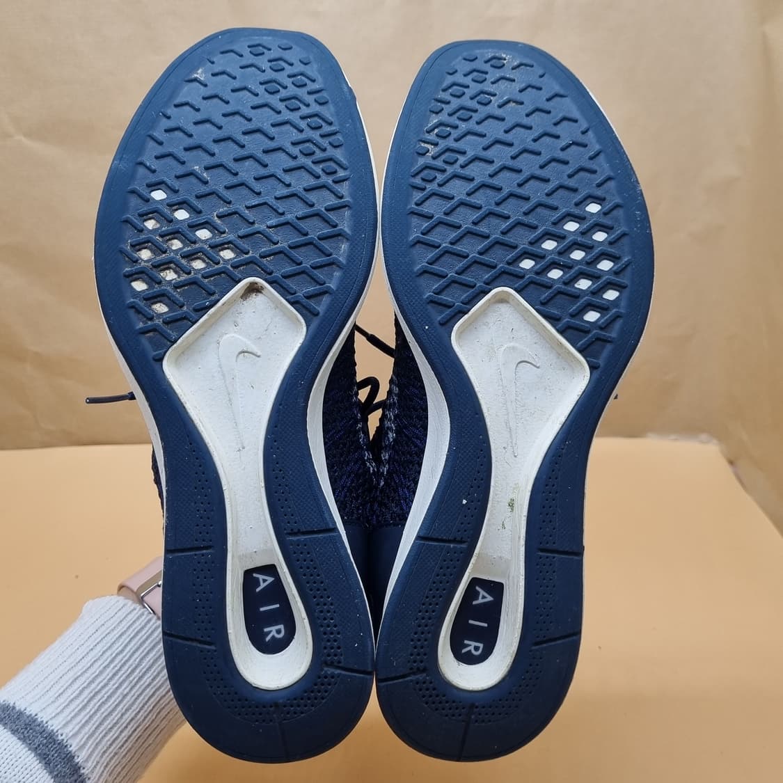 나이키 에어줌머라이어 플라이니트 운동화265. 상품이미지3