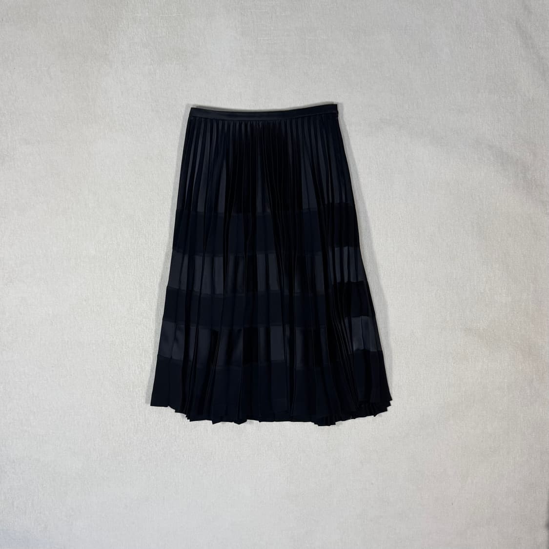 Pleated Black Skirt 상품이미지1