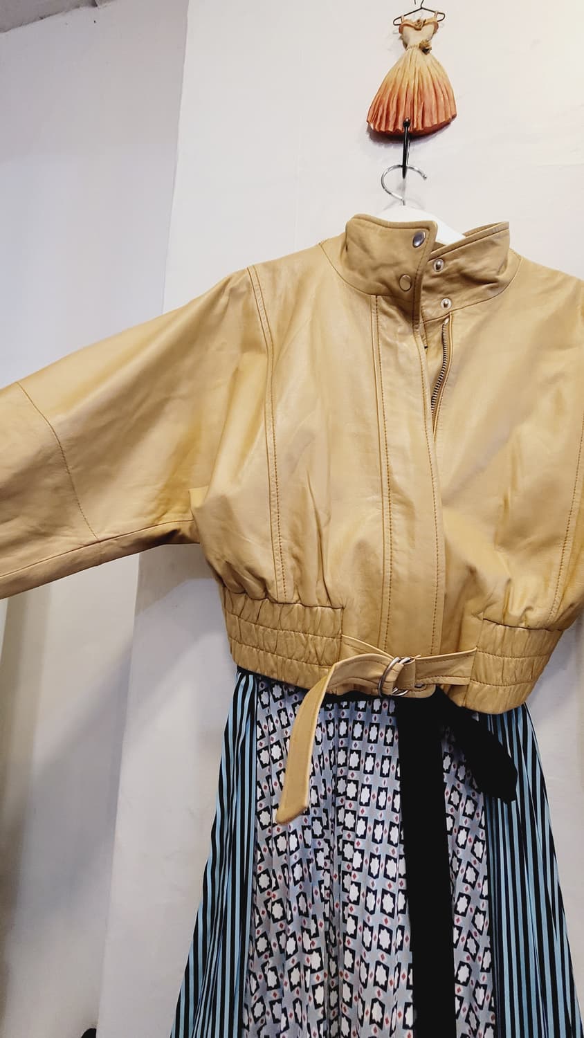 클럽모나코 양가죽 네이그런 블루종 상품이미지2