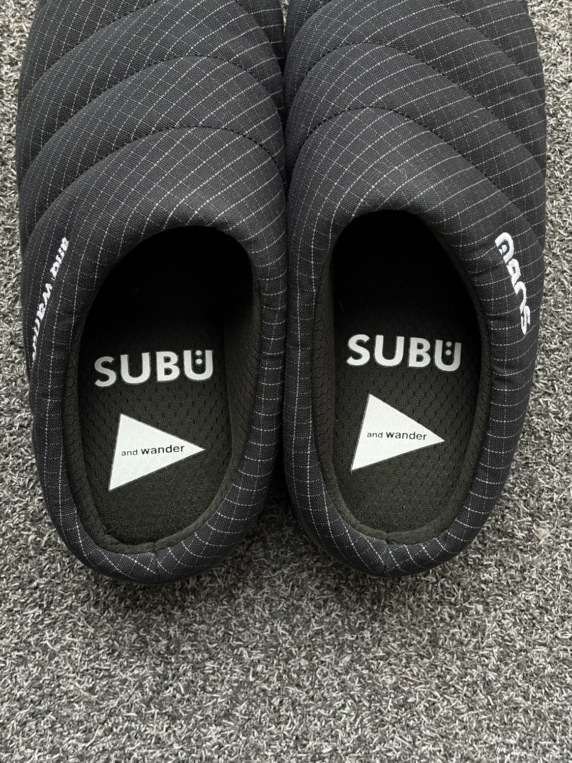 수부 X 앤드원더 패딩 슬리퍼 샌들 SUBU × and wander re 상품이미지5