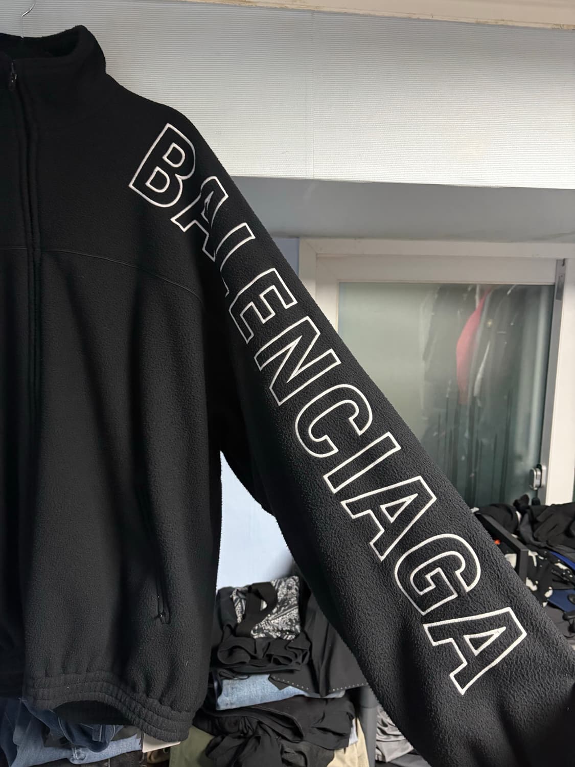 발렌시아가 아웃라인 플리스 트랙재킷 44 상품이미지2