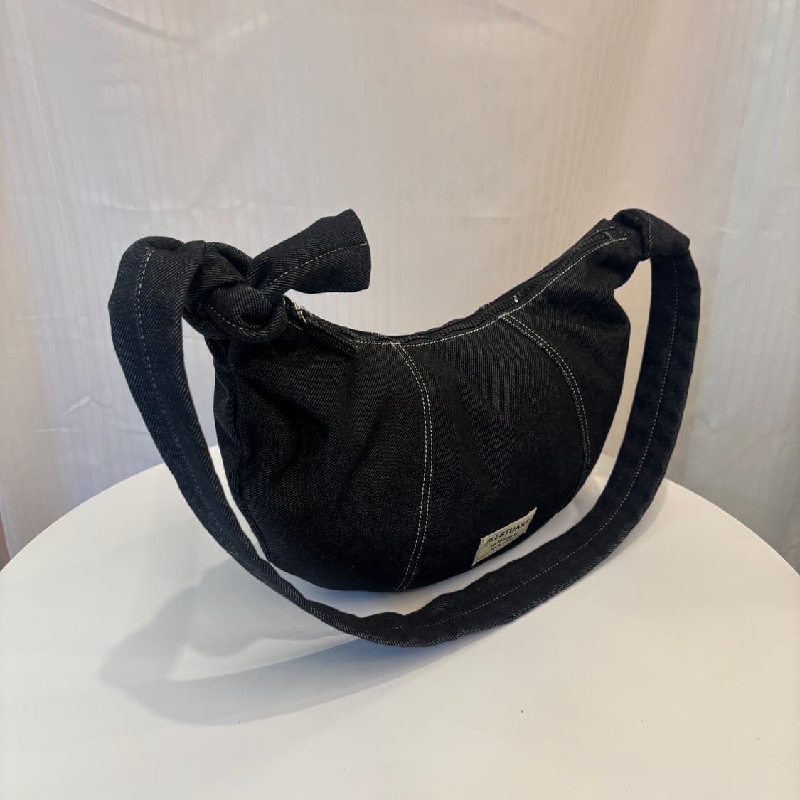 정품 질스튜어트 데님 호보 크로스백     상품이미지2