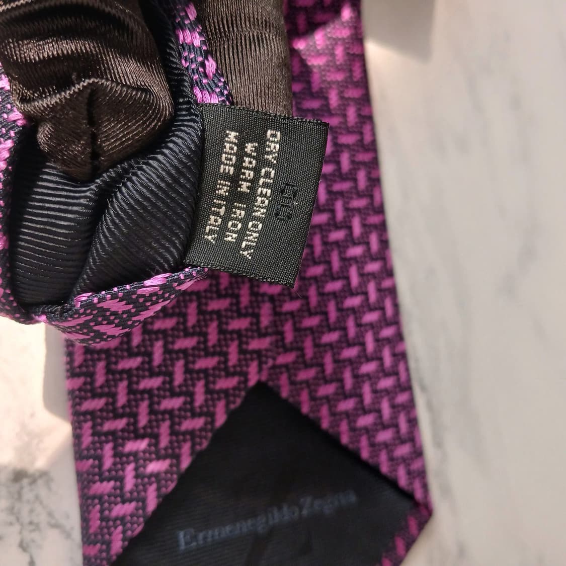 에르메네질도 제냐 퍼플 자카드 패턴 넥타이 8.6cm A+등급 E861
 상품이미지9