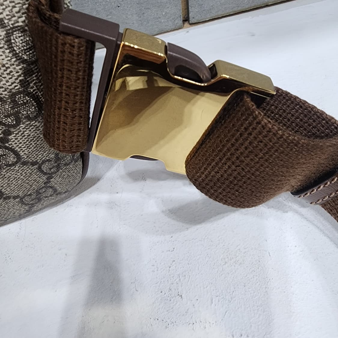 구찌 인터로킹 G 벨트백 크로스가능 상품이미지8