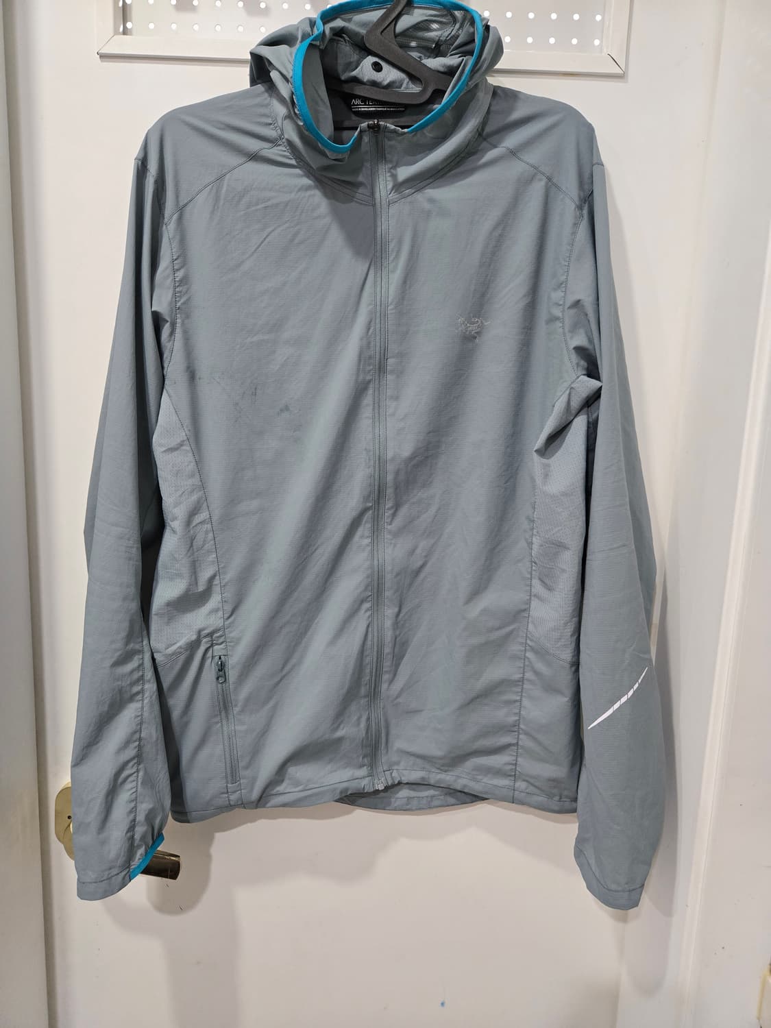 아크테릭스 인센도 후디  [50*65] 상품이미지1