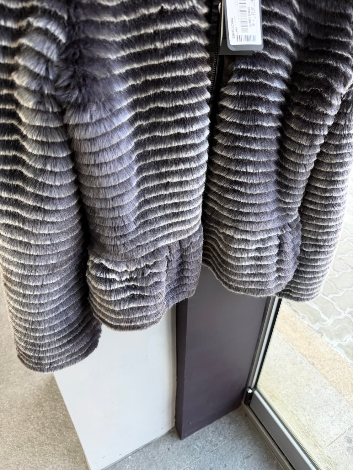 55/ 아르마니 레더블랜딩 퍼 집업자켓(새상품) 상품이미지4