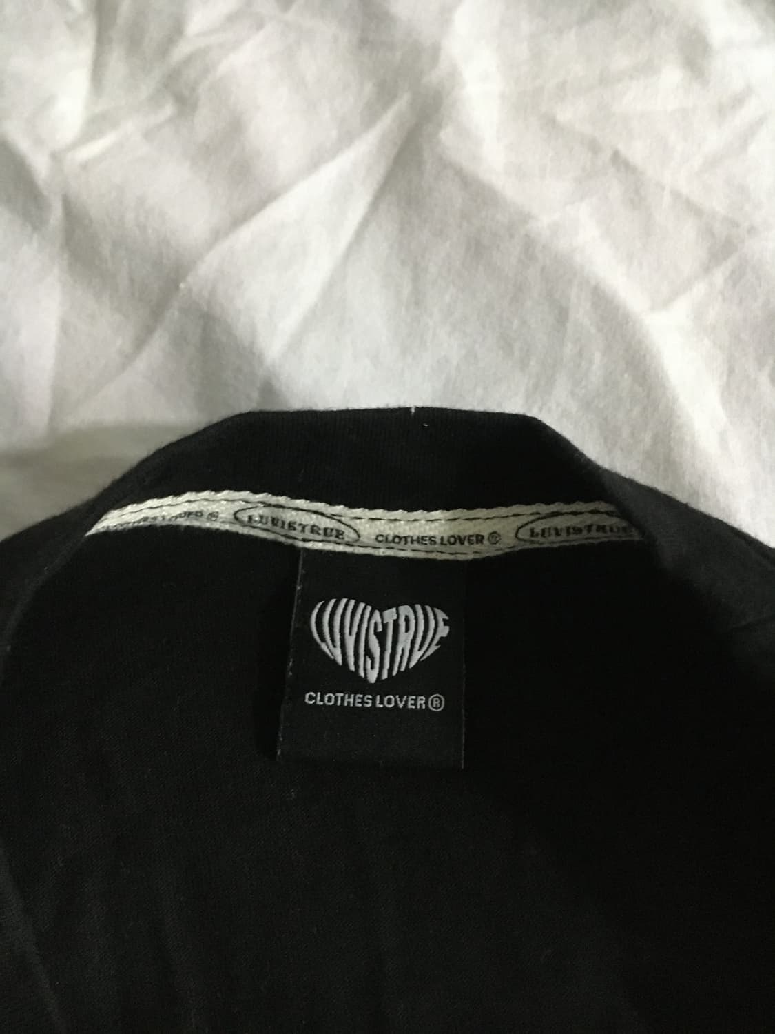 러브이즈트루♡ 레터링 나비리본 반팔티 상품이미지2