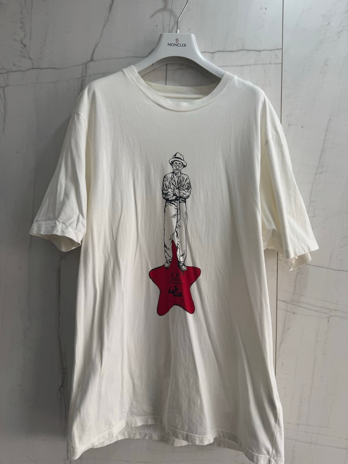 C.P. Company × Lucio Dalla 콜라보 그래픽 티셔츠 상품이미지1