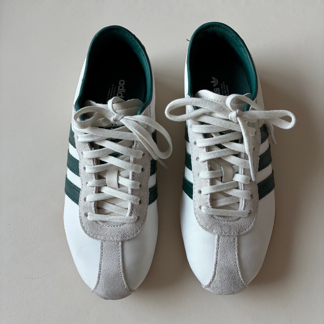 아디다스 도쿄 흰/초 240 상품이미지1