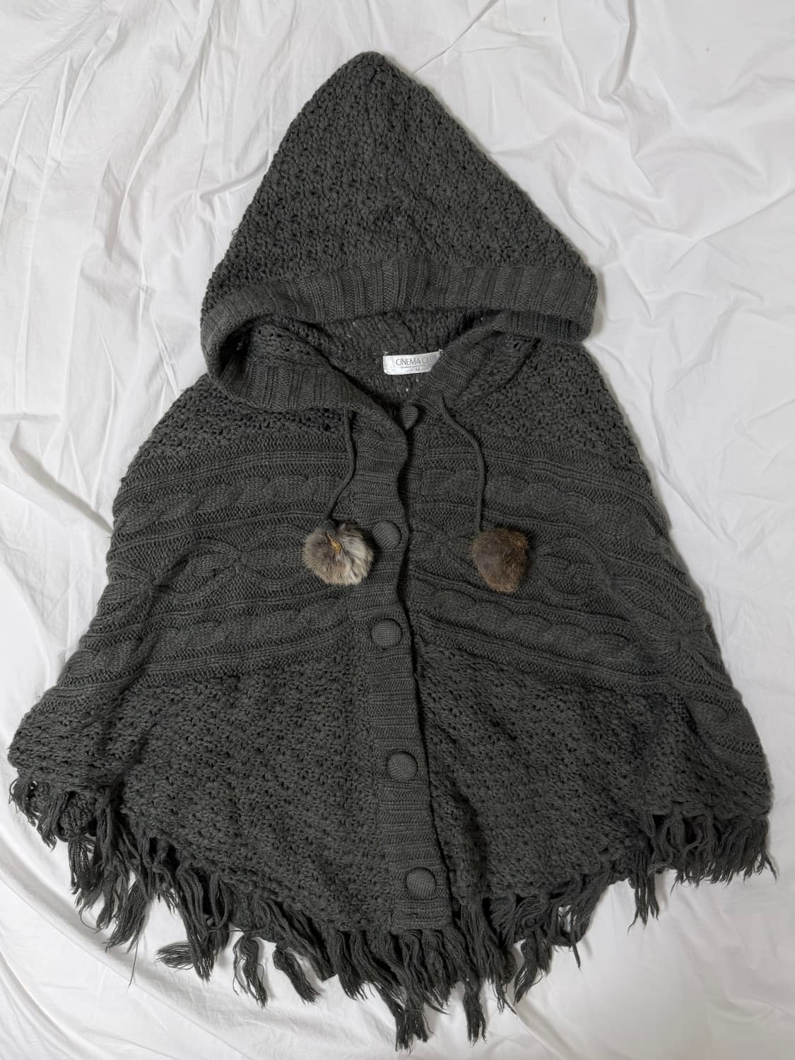 grey knitted cape 상품이미지1