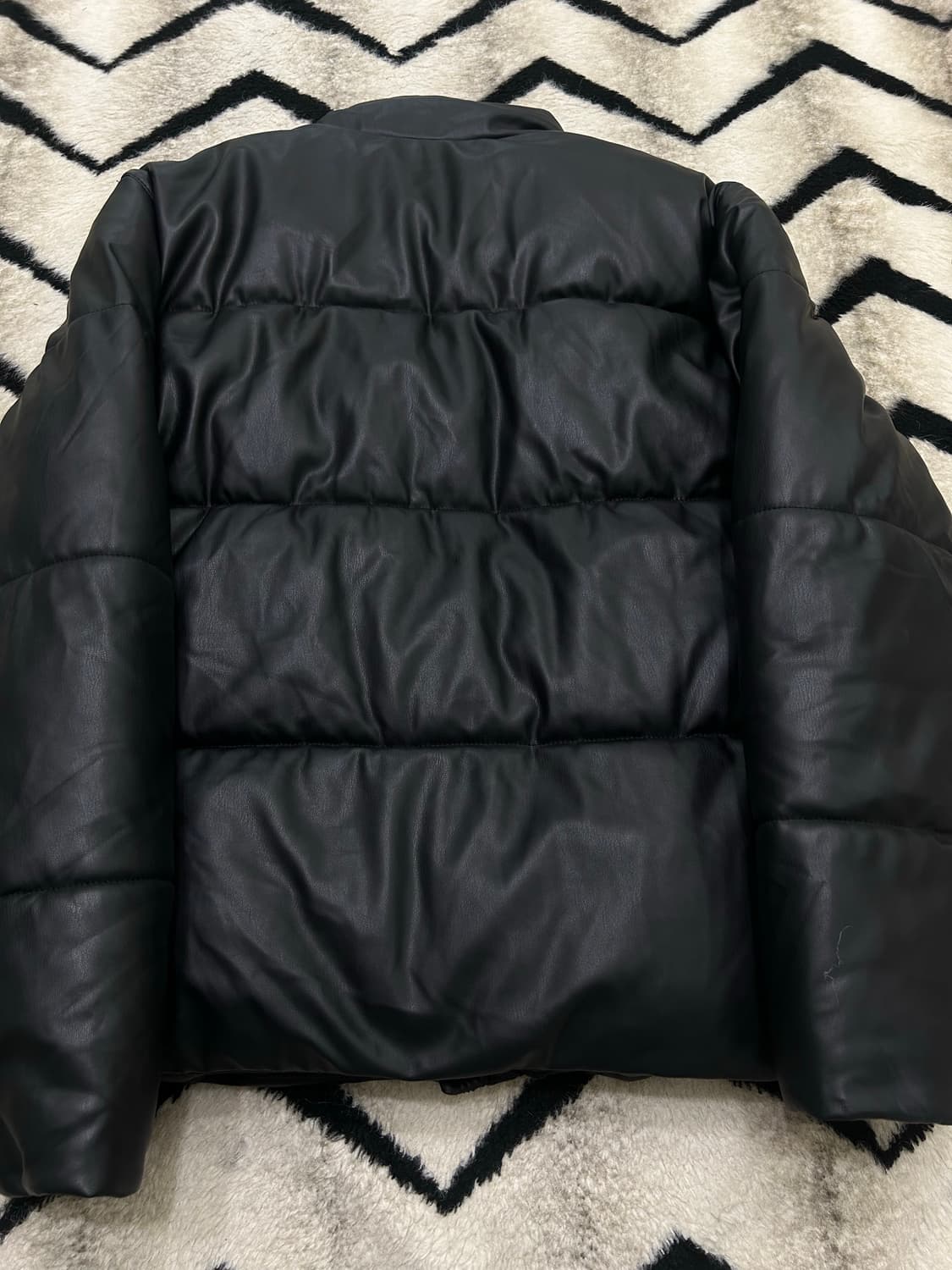 [해외L]ZARA 페이크 레더 패딩 자켓/블랙 상품이미지4