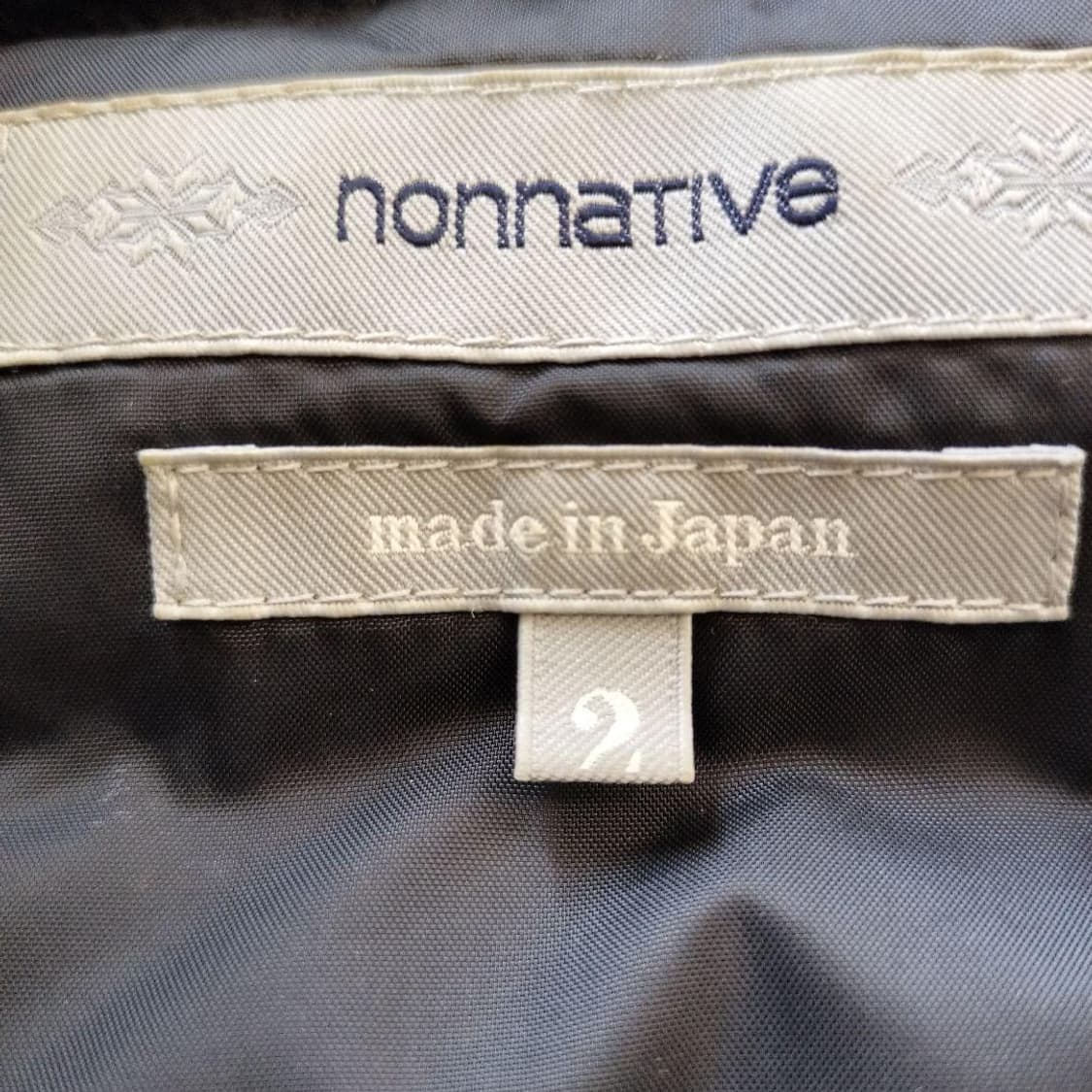 논네이티브 하이넥 다운베스트 상품이미지3