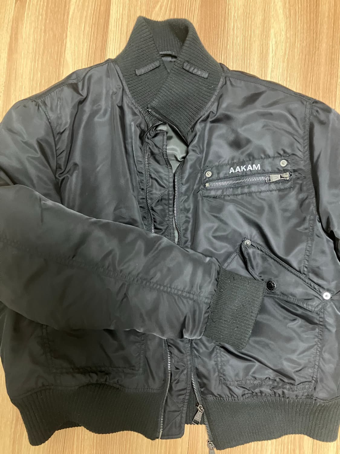 아캄 하이넥 봄버 자켓 블랙 2사이즈 상품이미지2