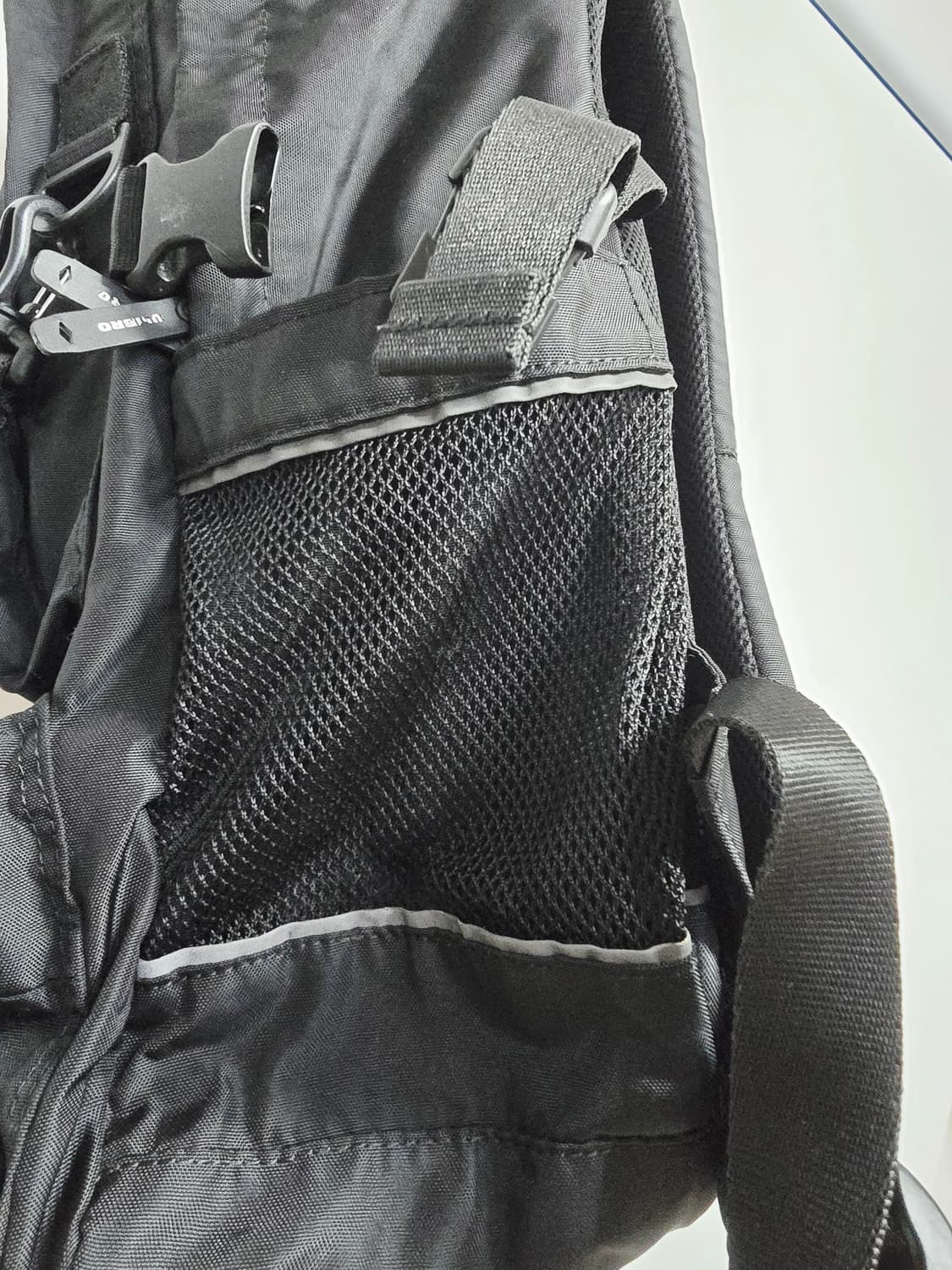 엄브로 검정색 백팩 가방 상품이미지4