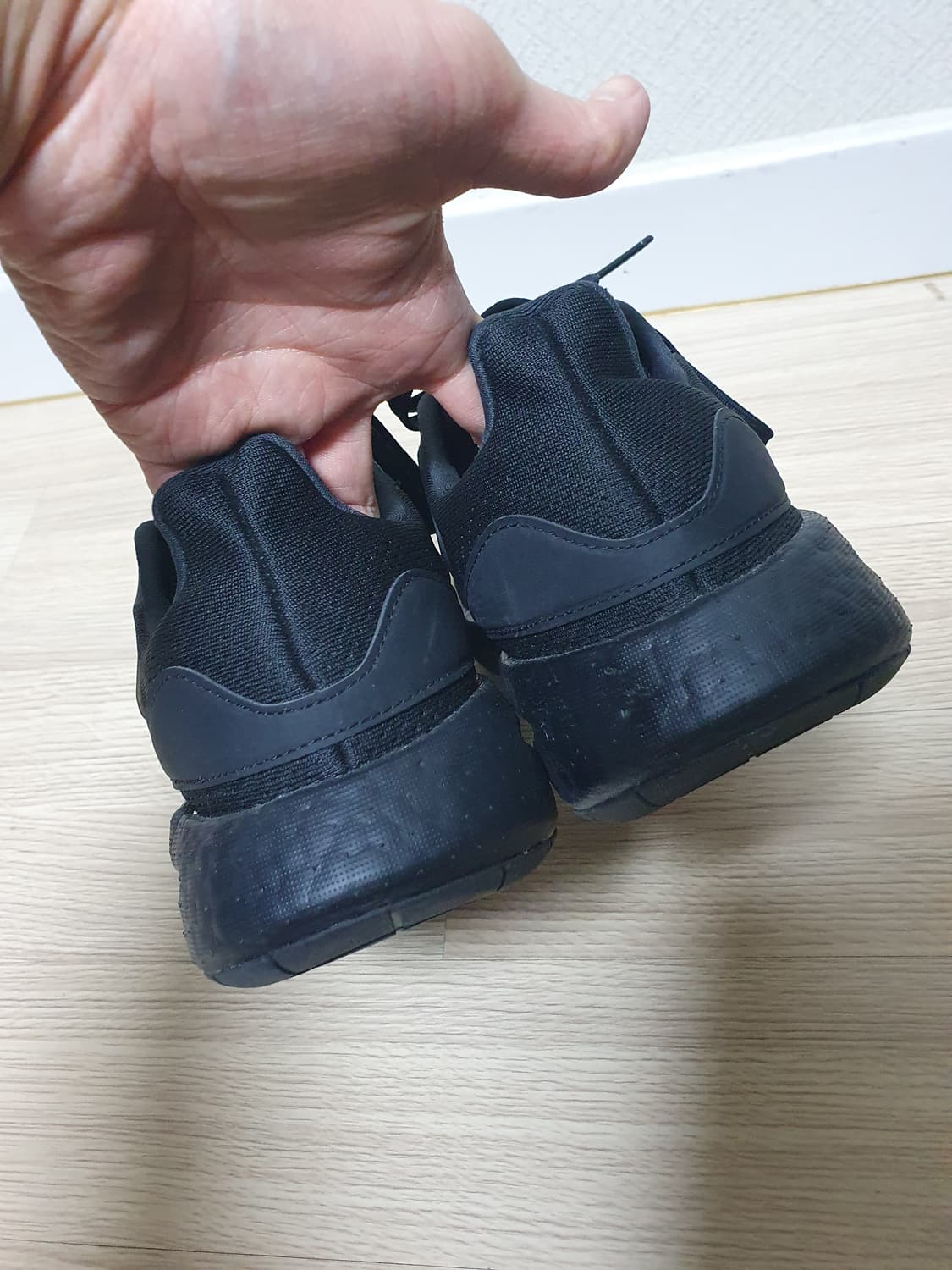 아디다스 울트라바운스 운동화 275 상품이미지6