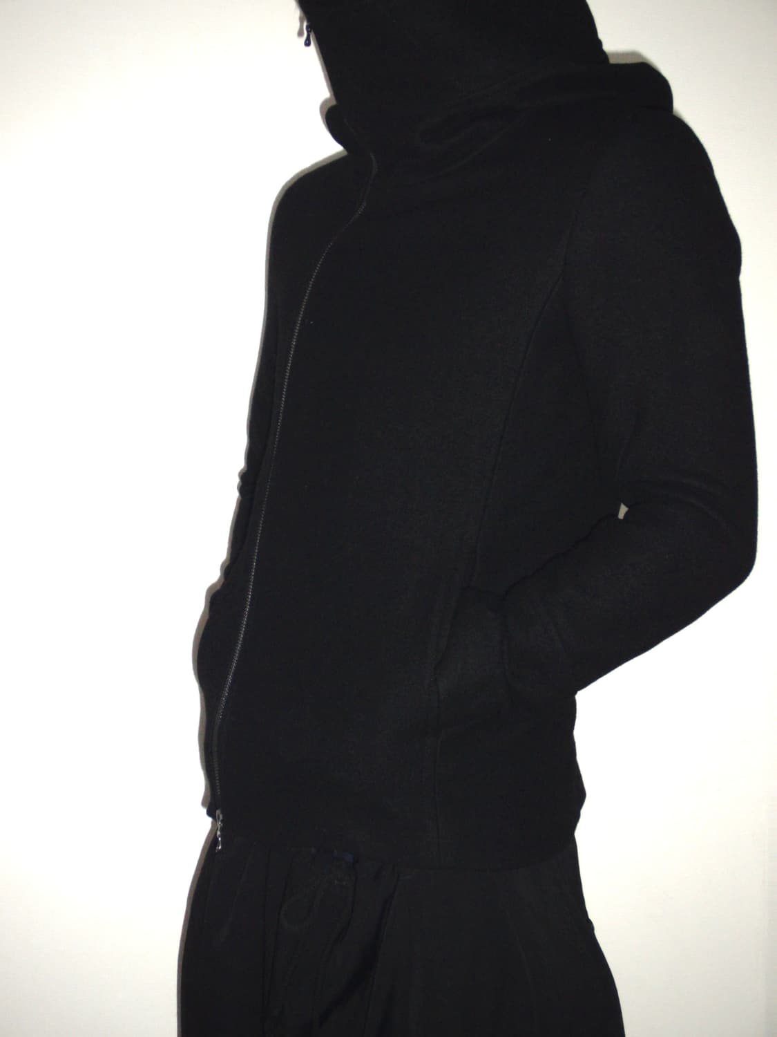 어태치먼트 하이넥 후드 자켓 상품이미지4