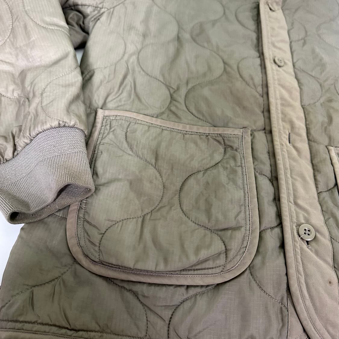 XL 무신사스탠다드 베이지 깔깔이 퀼팅 라이너자켓 상품이미지2