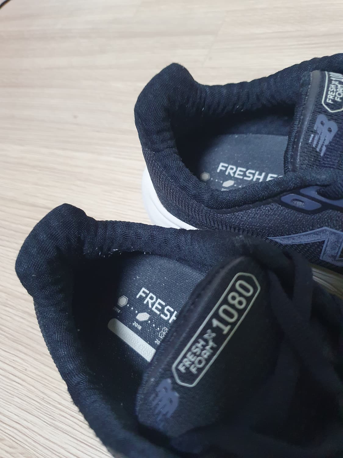 뉴발란스 1080 v14 운동화 285 상품이미지9