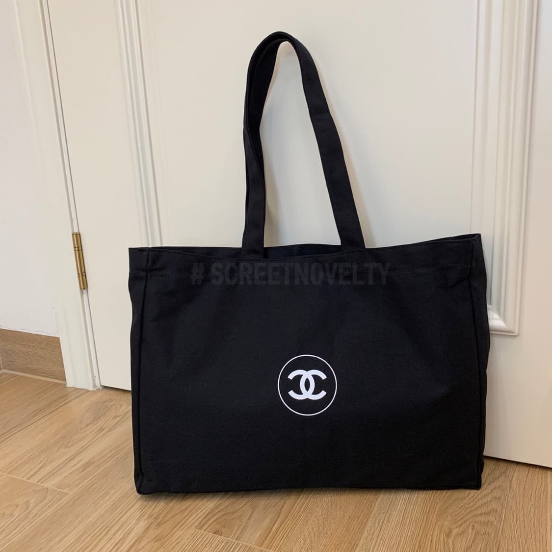 샤넬뷰티 NO.1 까멜리아 에코백 블랙 상품이미지3