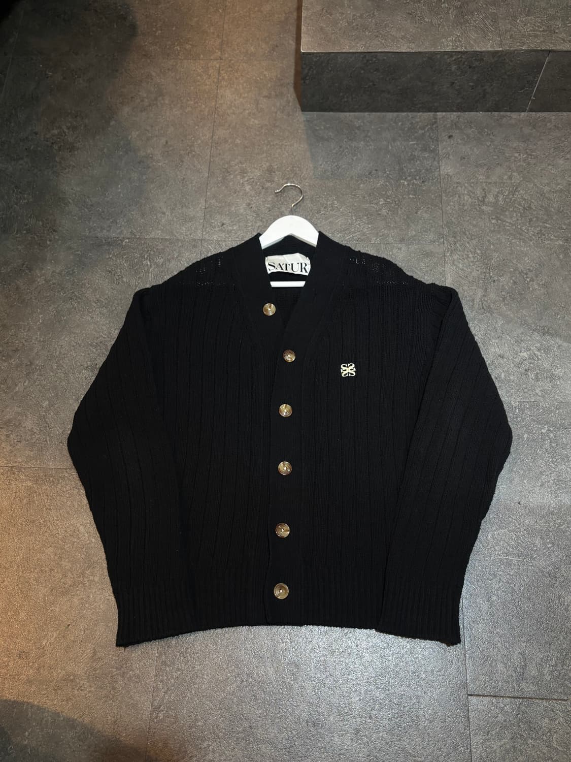 세터 파로 부클 가디건 블랙 XL사이즈 상품이미지2