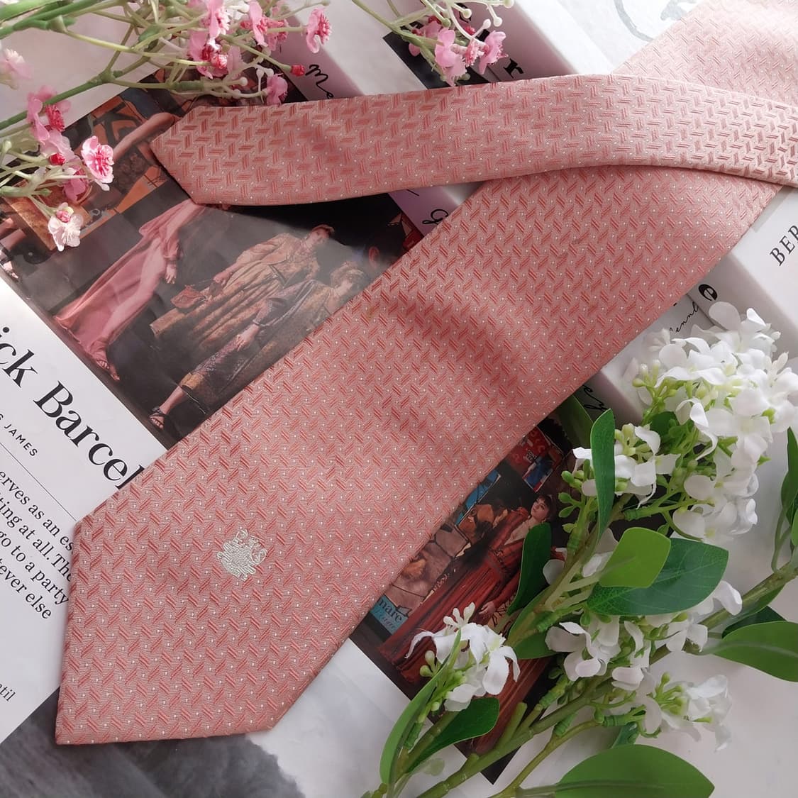 아쿠아스큐텀 실크 핑크 자카드 패턴 넥타이 9.4cm A등급 K2407 상품이미지2