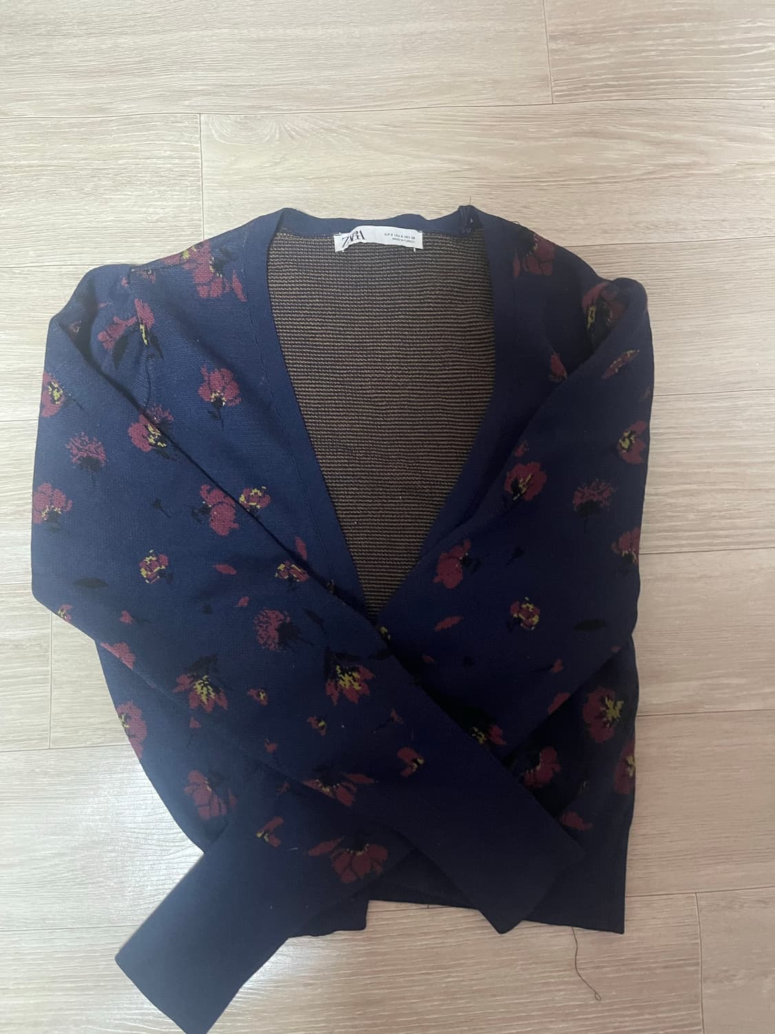 ZARA 네이비 플라워 가디건 상품이미지3
